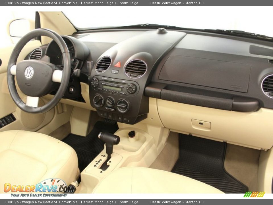 2008 Volkswagen New Beetle SE Convertible Harvest Moon Beige / Cream Beige Photo #17