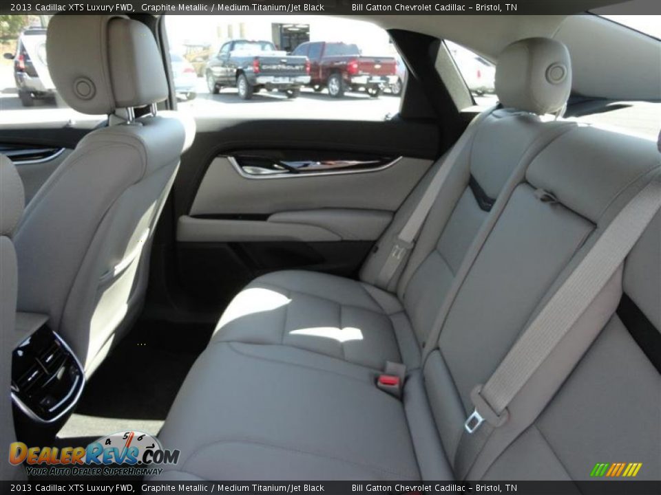 2013 Cadillac XTS Luxury FWD Graphite Metallic / Medium Titanium/Jet Black Photo #4