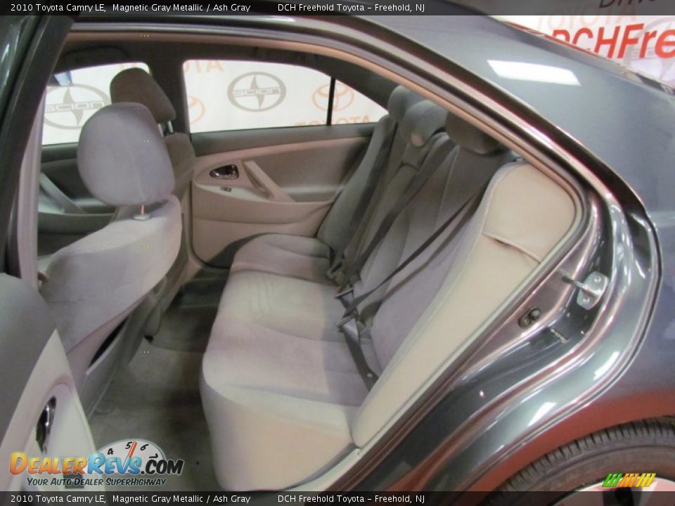 2010 Toyota Camry LE Magnetic Gray Metallic / Ash Gray Photo #9