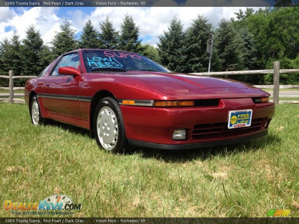 Front 3/4 View of 1989 Toyota Supra  Photo #7