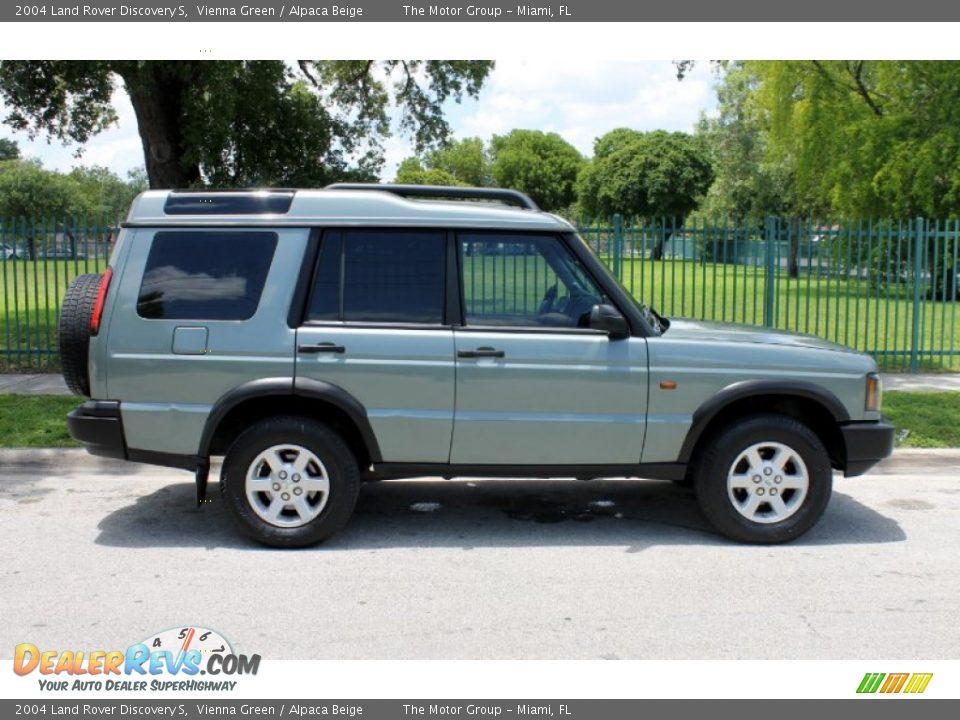 Vienna Green 2004 Land Rover Discovery S Photo #6