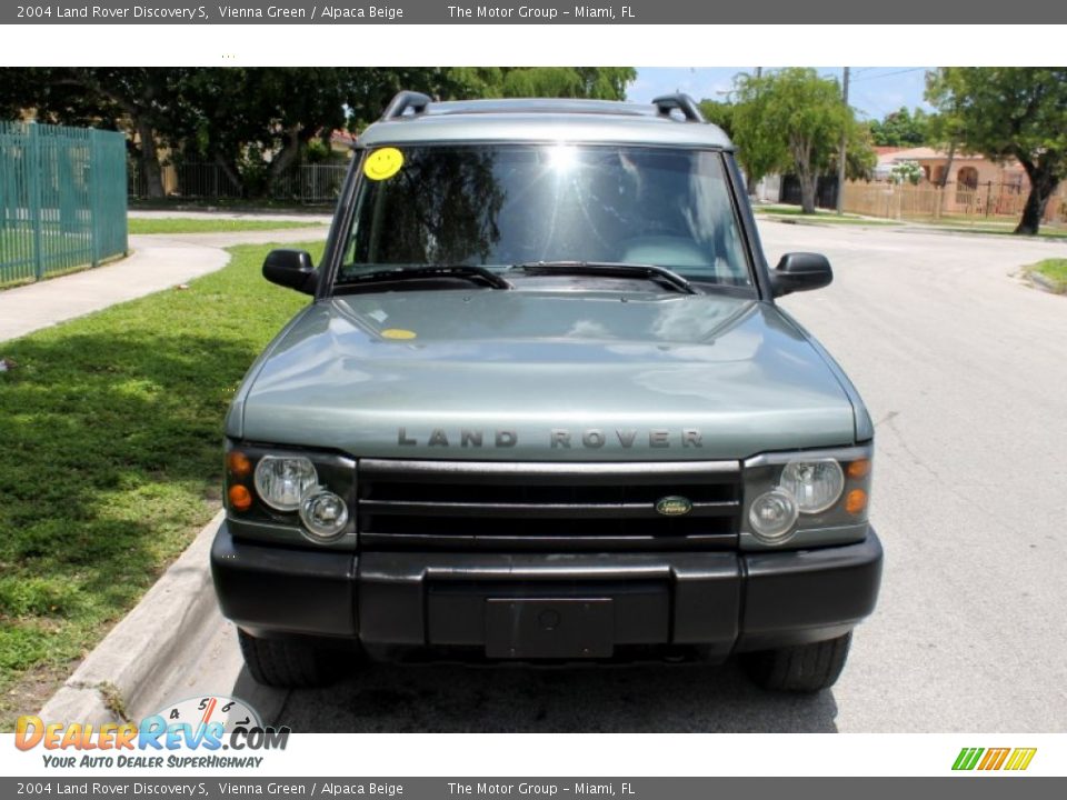 2004 Land Rover Discovery S Vienna Green / Alpaca Beige Photo #11