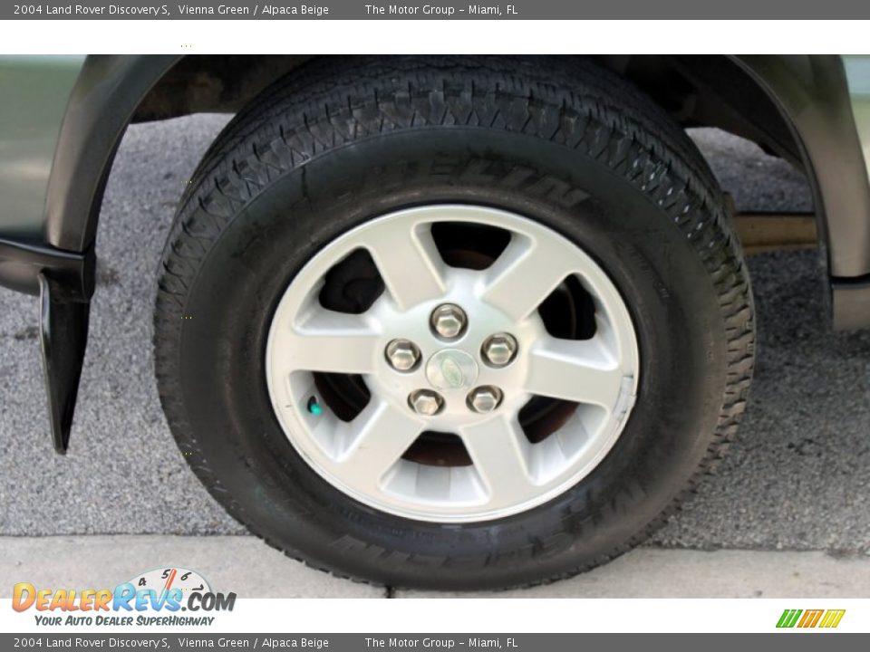2004 Land Rover Discovery S Vienna Green / Alpaca Beige Photo #23