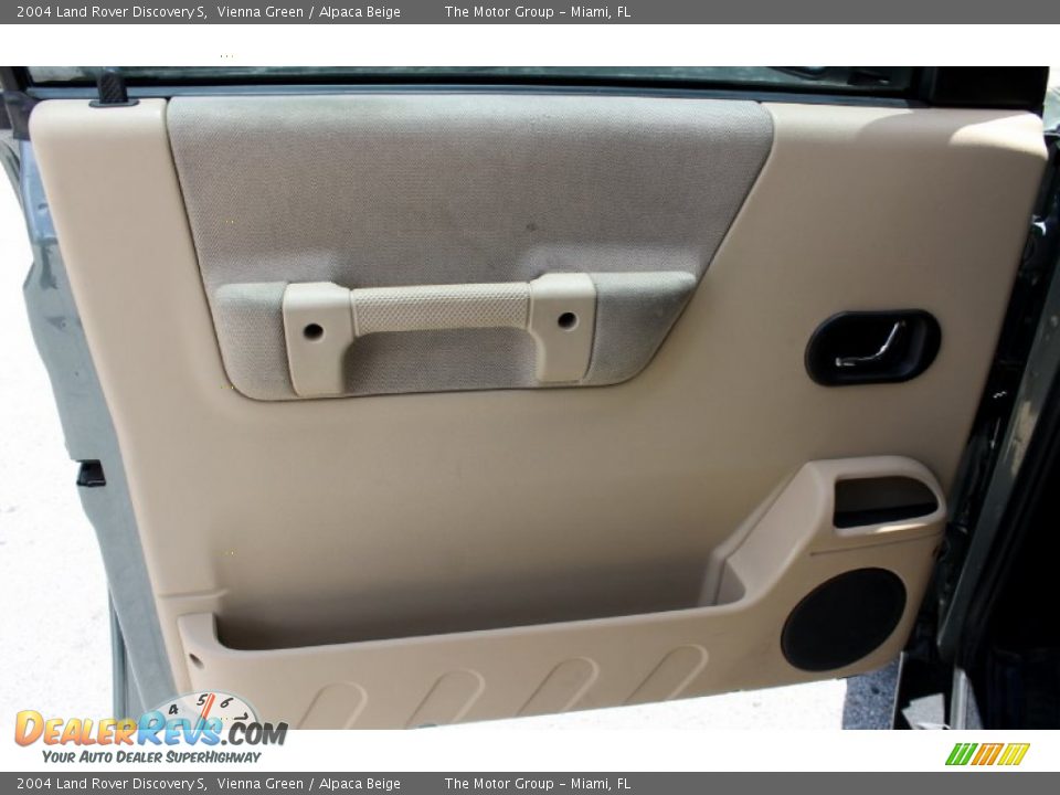 Door Panel of 2004 Land Rover Discovery S Photo #27