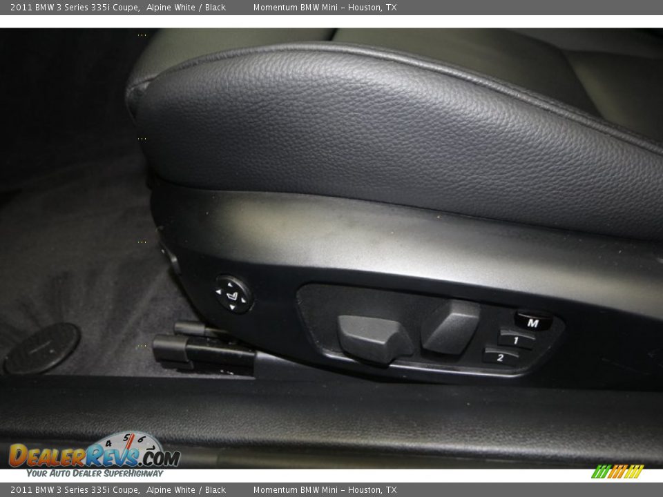 2011 BMW 3 Series 335i Coupe Alpine White / Black Photo #17