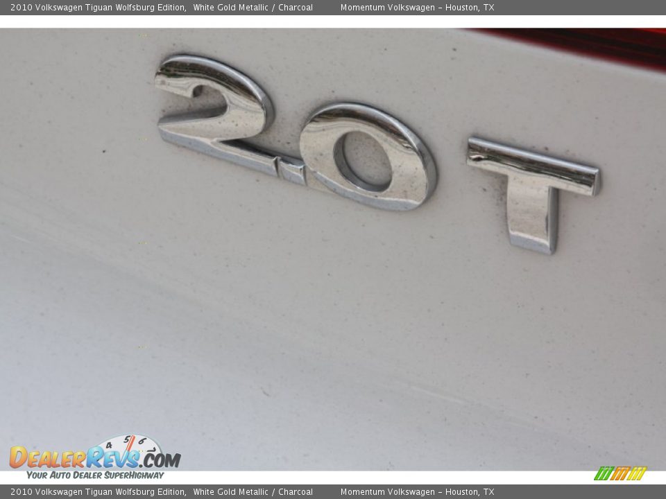 2010 Volkswagen Tiguan Wolfsburg Edition White Gold Metallic / Charcoal Photo #8