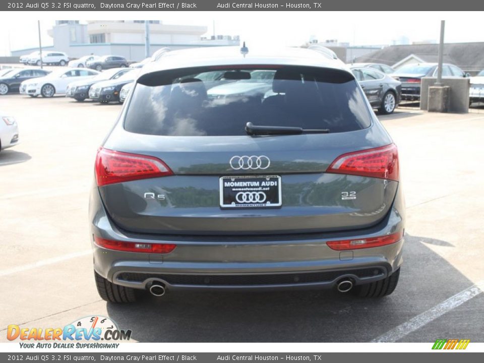 2012 Audi Q5 3.2 FSI quattro Daytona Gray Pearl Effect / Black Photo #7