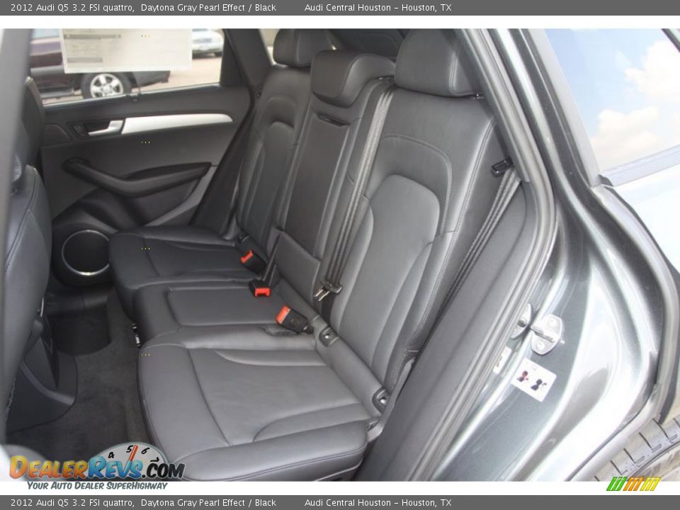 Rear Seat of 2012 Audi Q5 3.2 FSI quattro Photo #14