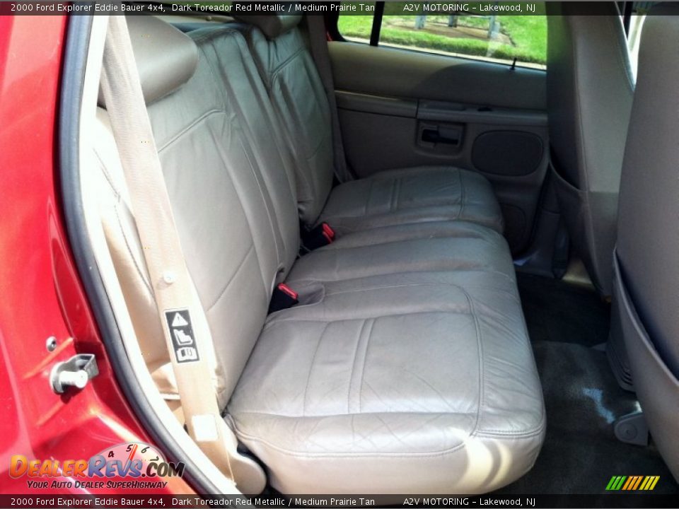 Medium Prairie Tan Interior - 2000 Ford Explorer Eddie Bauer 4x4 Photo #23