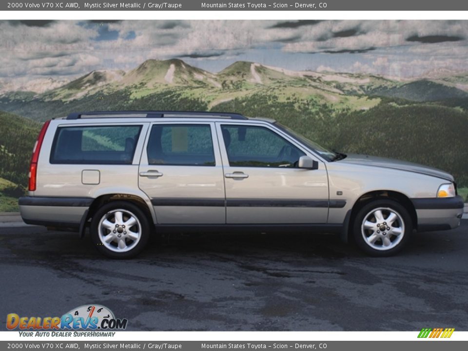 2000 Volvo V70 XC AWD Mystic Silver Metallic / Gray/Taupe Photo #2