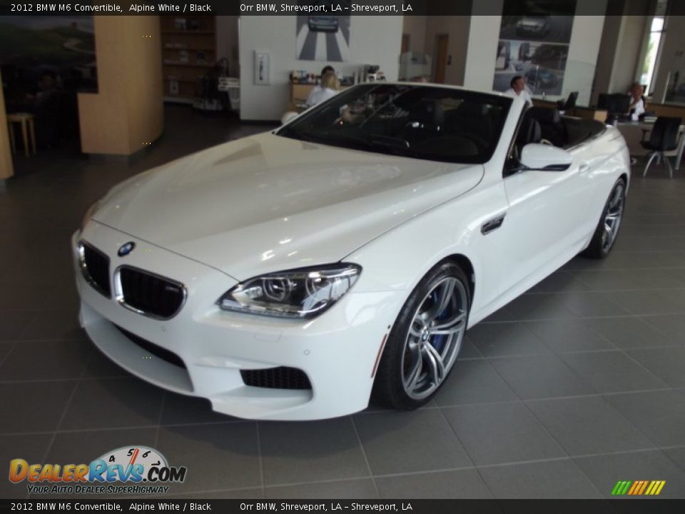 Front 3/4 View of 2012 BMW M6 Convertible Photo #1