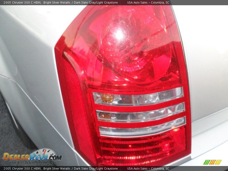 2005 Chrysler 300 C HEMI Bright Silver Metallic / Dark Slate Gray/Light Graystone Photo #5
