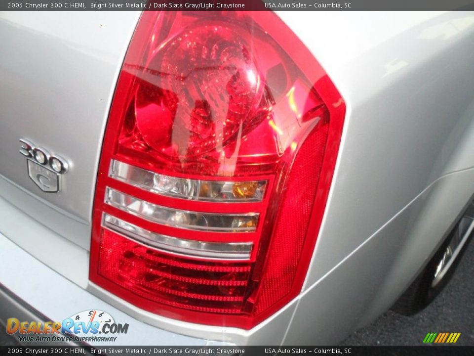 2005 Chrysler 300 C HEMI Bright Silver Metallic / Dark Slate Gray/Light Graystone Photo #6