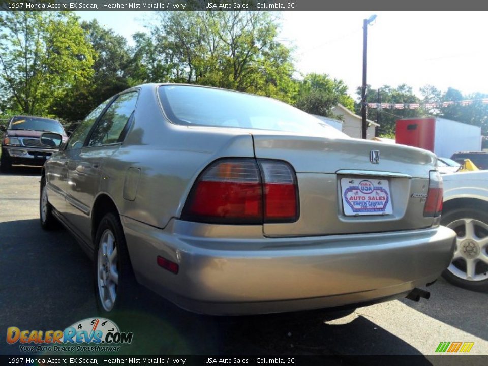 1997 Honda Accord EX Sedan Heather Mist Metallic / Ivory Photo #3