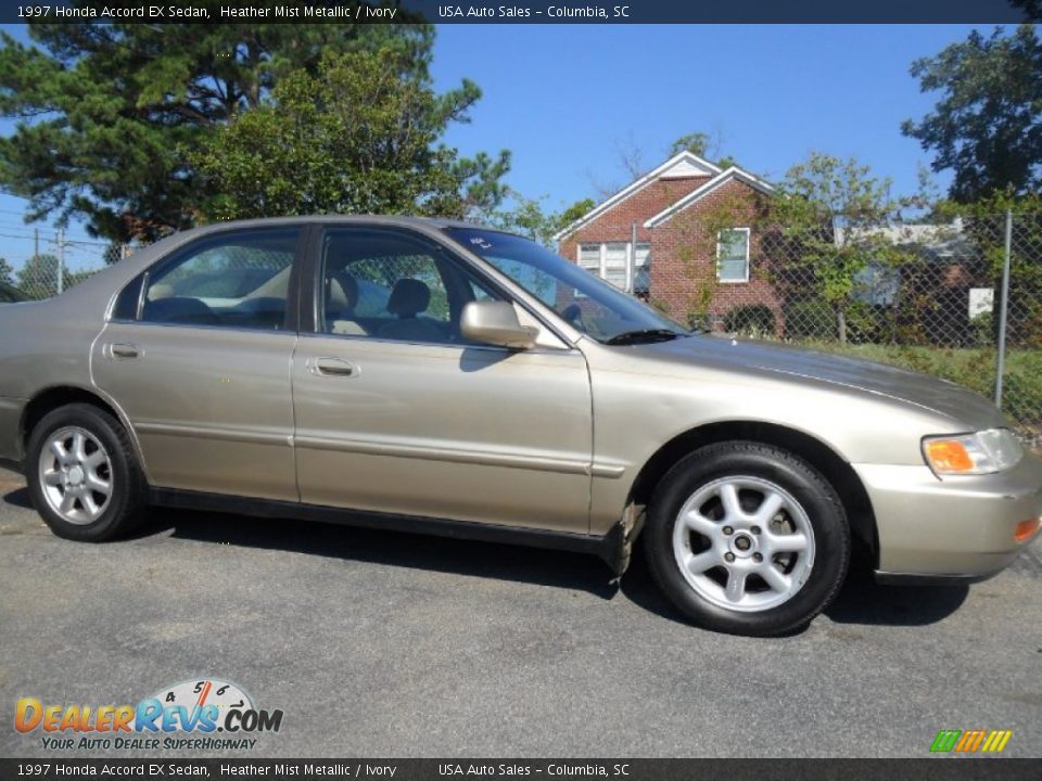 1997 Honda Accord EX Sedan Heather Mist Metallic / Ivory Photo #5