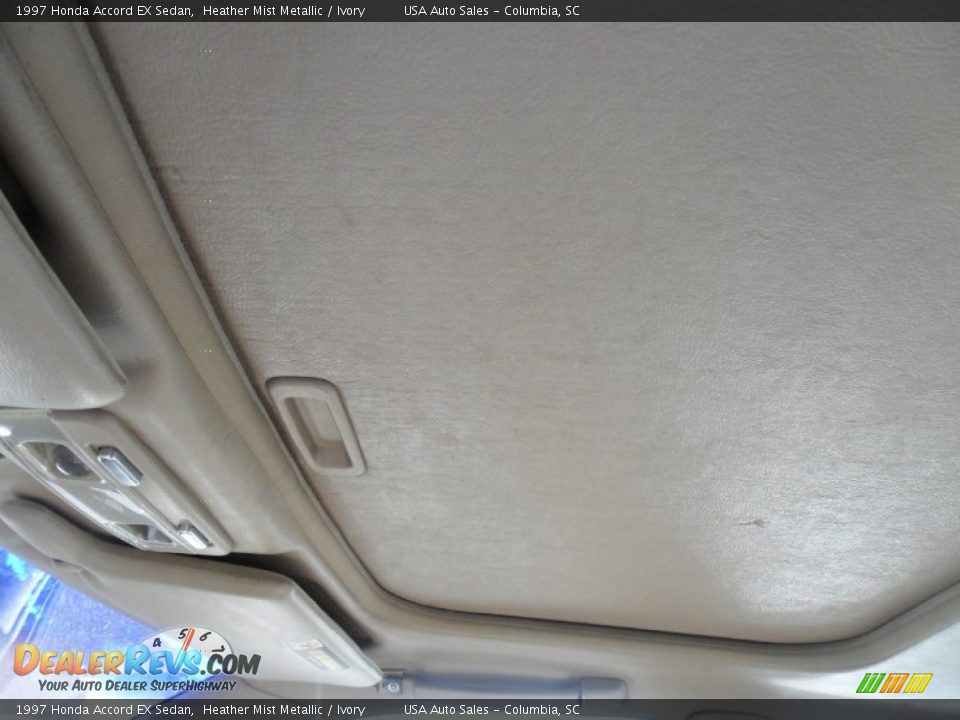 1997 Honda Accord EX Sedan Heather Mist Metallic / Ivory Photo #15