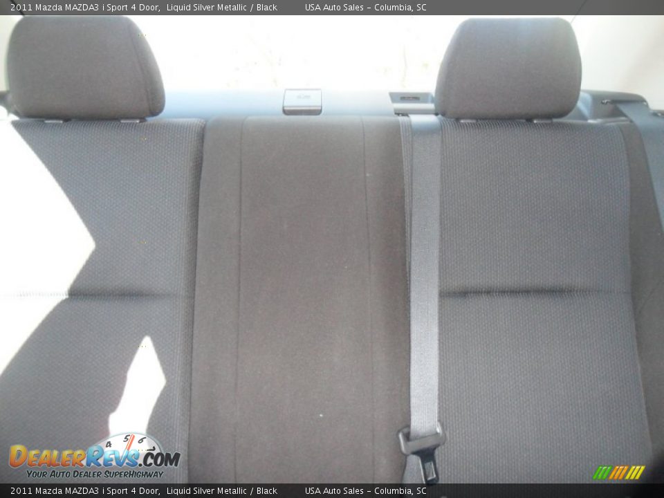 2011 Mazda MAZDA3 i Sport 4 Door Liquid Silver Metallic / Black Photo #25