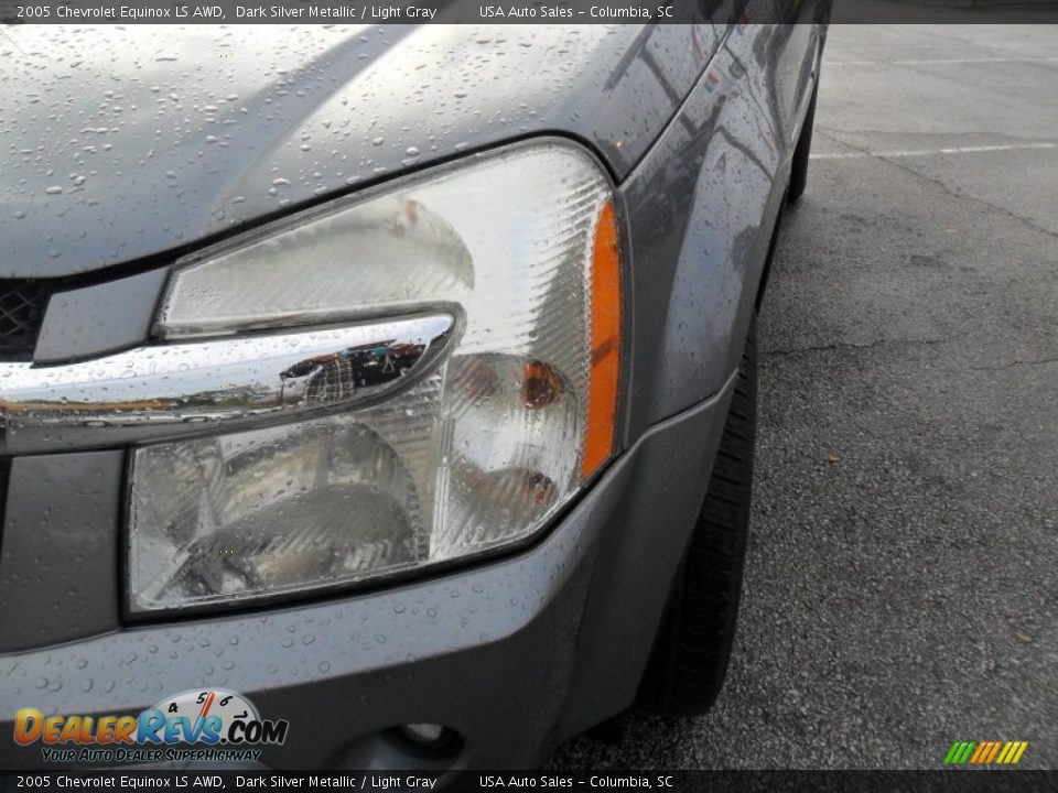 2005 Chevrolet Equinox LS AWD Dark Silver Metallic / Light Gray Photo #4