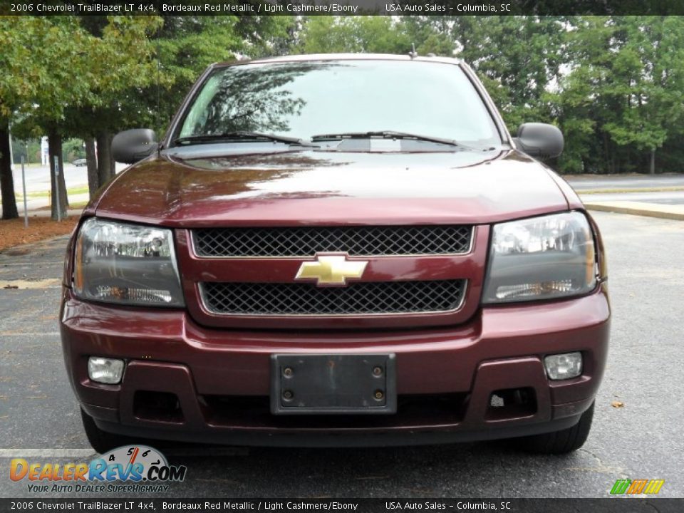 2006 Chevrolet TrailBlazer LT 4x4 Bordeaux Red Metallic / Light Cashmere/Ebony Photo #1