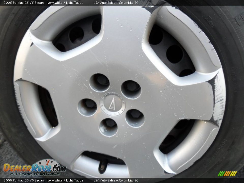 2006 Pontiac G6 V6 Sedan Ivory White / Light Taupe Photo #10