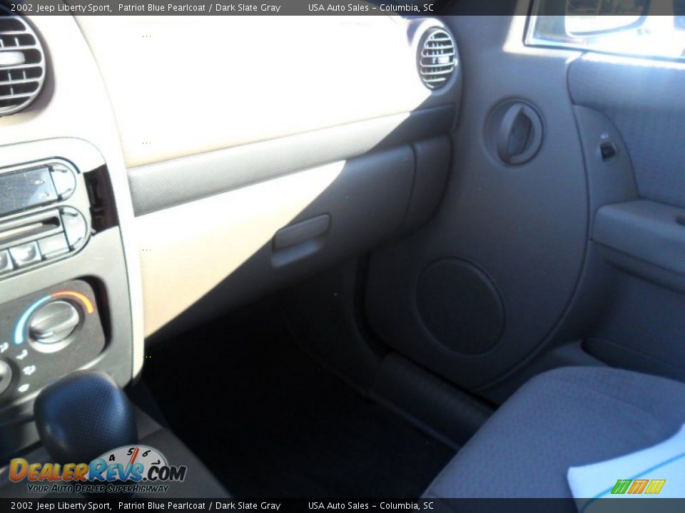 2002 Jeep Liberty Sport Patriot Blue Pearlcoat / Dark Slate Gray Photo #17