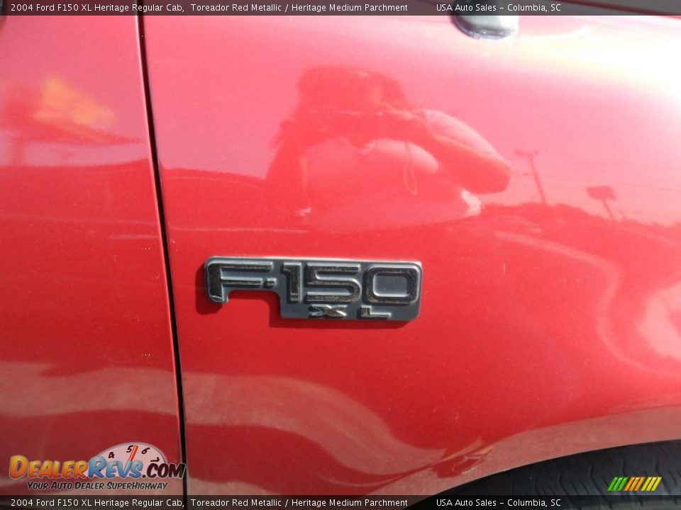 2004 Ford F150 XL Heritage Regular Cab Toreador Red Metallic / Heritage Medium Parchment Photo #4