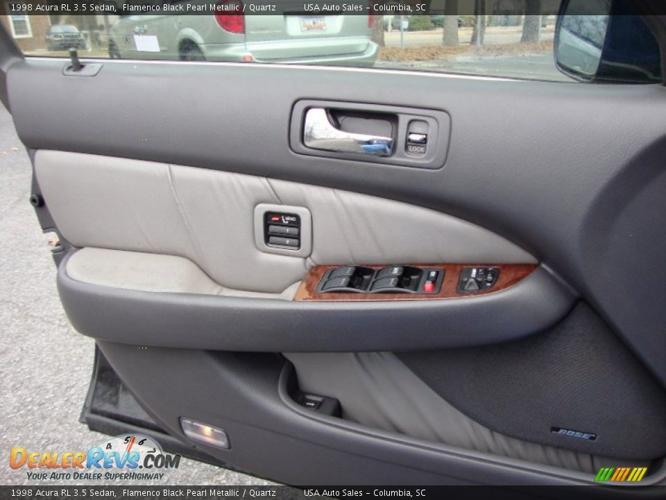 Door Panel of 1998 Acura RL 3.5 Sedan Photo #13