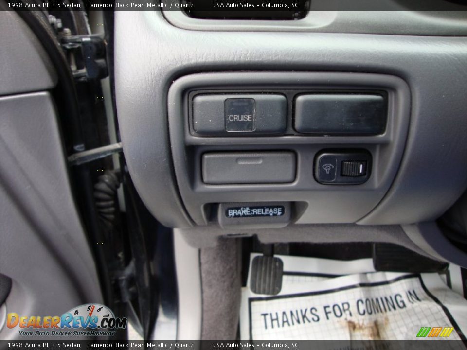 Controls of 1998 Acura RL 3.5 Sedan Photo #14