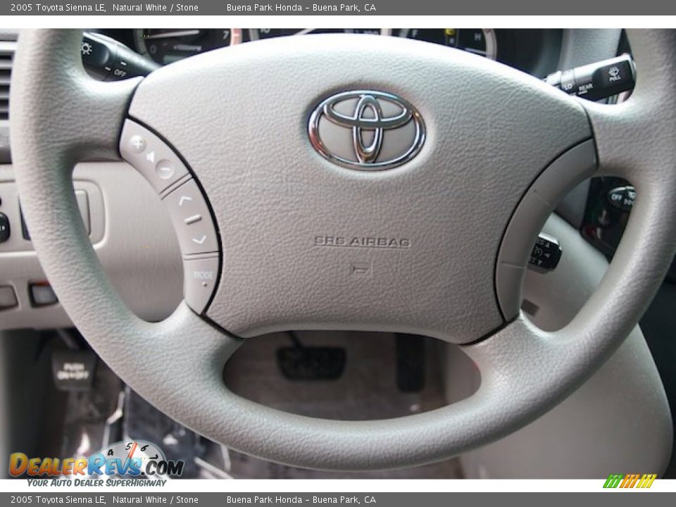 2005 Toyota Sienna LE Natural White / Stone Photo #11
