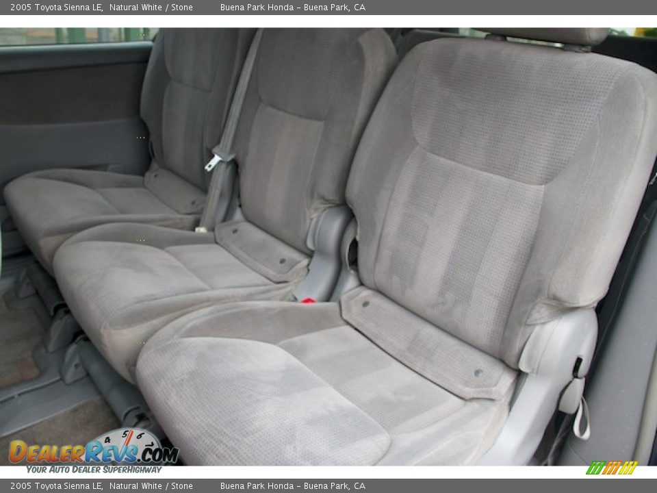 2005 Toyota Sienna LE Natural White / Stone Photo #15