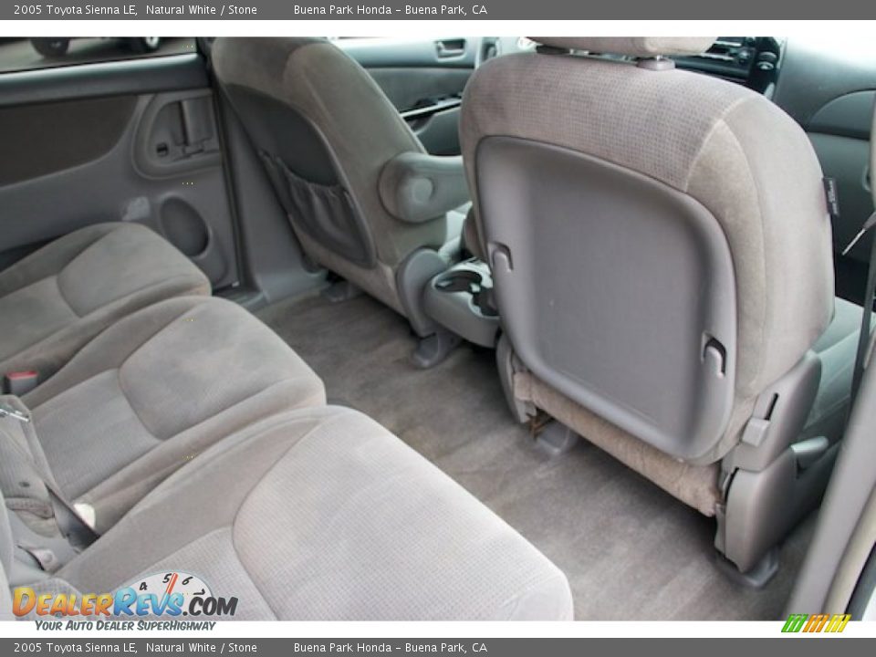 2005 Toyota Sienna LE Natural White / Stone Photo #23