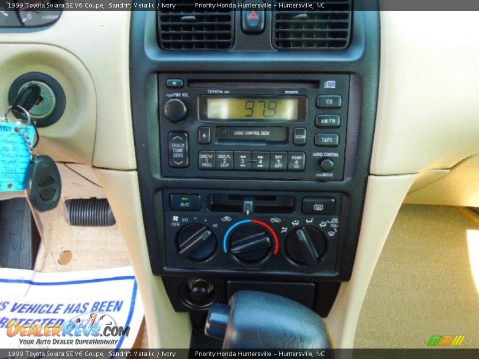 1999 Toyota Solara SE V6 Coupe Sandrift Metallic / Ivory Photo #13