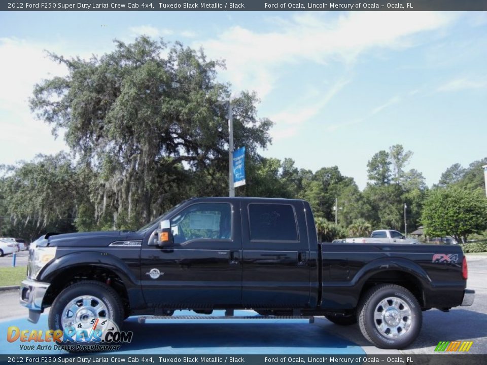 Tuxedo Black Metallic 2012 Ford F250 Super Duty Lariat Crew Cab 4x4 Photo #2