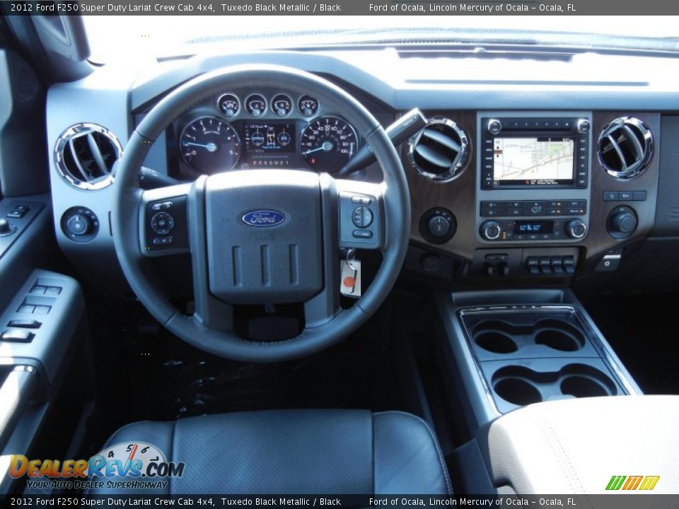 Dashboard of 2012 Ford F250 Super Duty Lariat Crew Cab 4x4 Photo #8