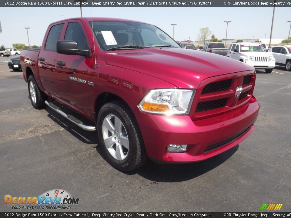 Front 3/4 View of 2012 Dodge Ram 1500 Express Crew Cab 4x4 Photo #3