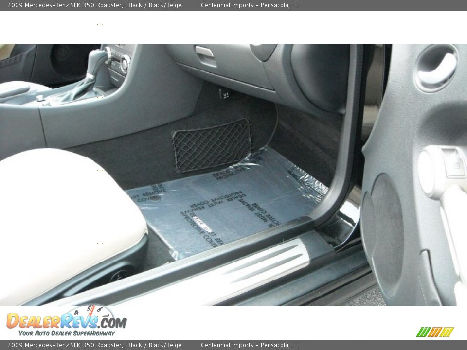 2009 Mercedes-Benz SLK 350 Roadster Black / Black/Beige Photo #24