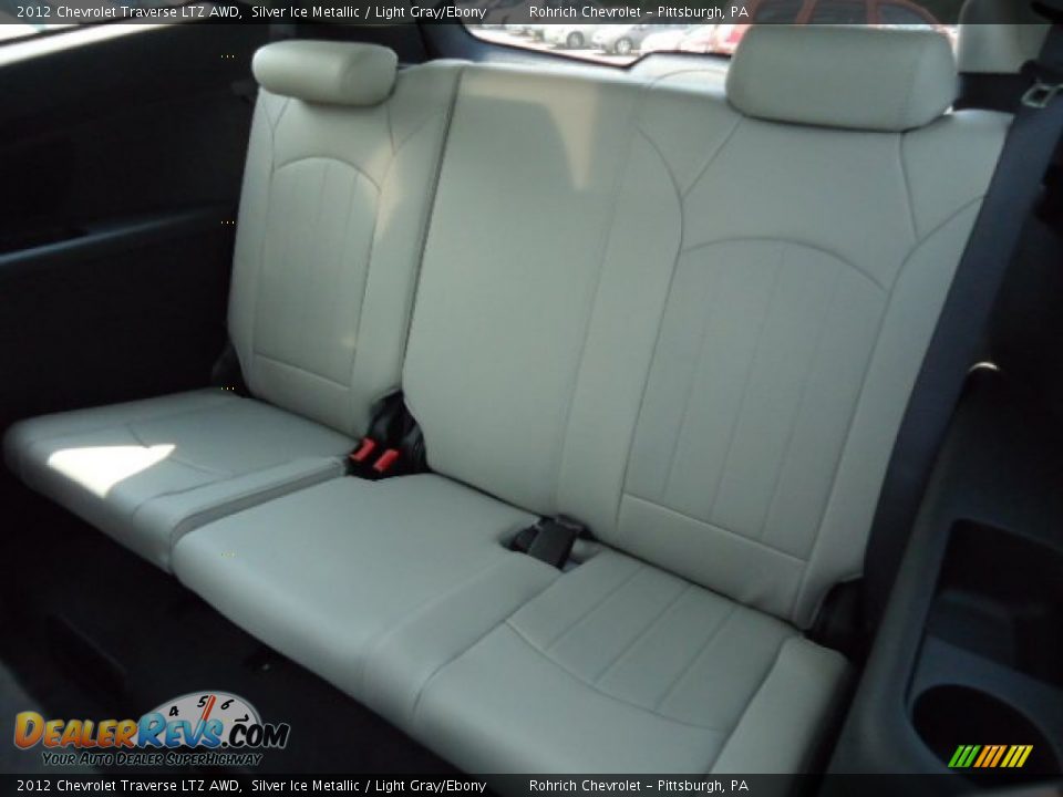 2012 Chevrolet Traverse LTZ AWD Silver Ice Metallic / Light Gray/Ebony Photo #12