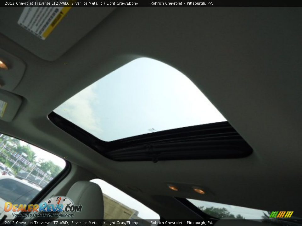 2012 Chevrolet Traverse LTZ AWD Silver Ice Metallic / Light Gray/Ebony Photo #16