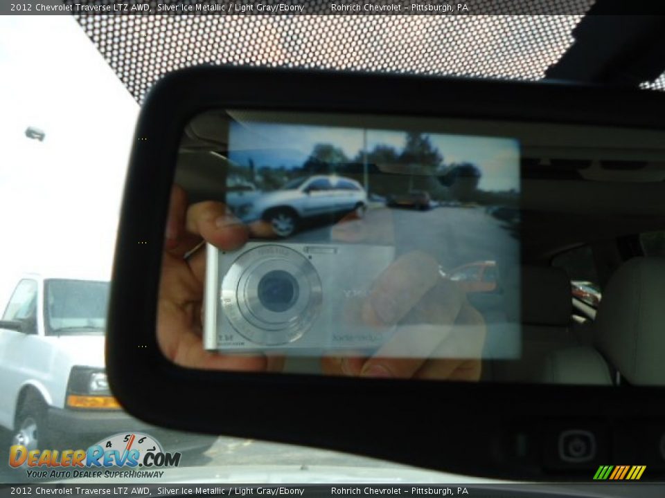 2012 Chevrolet Traverse LTZ AWD Silver Ice Metallic / Light Gray/Ebony Photo #18