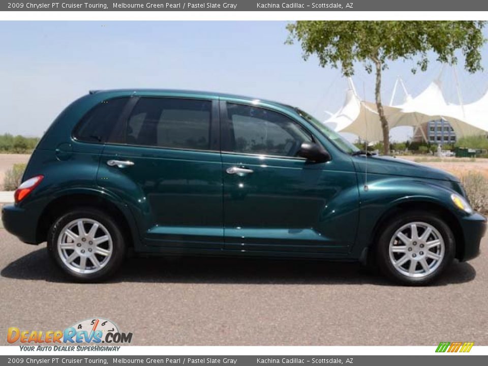 2009 Chrysler PT Cruiser Touring Melbourne Green Pearl / Pastel Slate Gray Photo #10