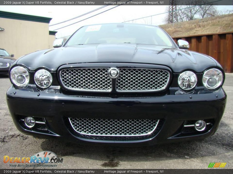 2009 Jaguar XJ Super V8 Portfolio Celestial Black / Navy/Barley Photo #8