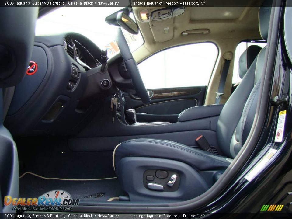 2009 Jaguar XJ Super V8 Portfolio Celestial Black / Navy/Barley Photo #13