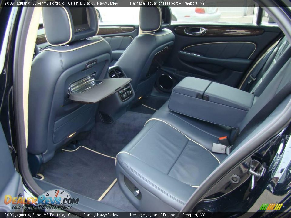 2009 Jaguar XJ Super V8 Portfolio Celestial Black / Navy/Barley Photo #22