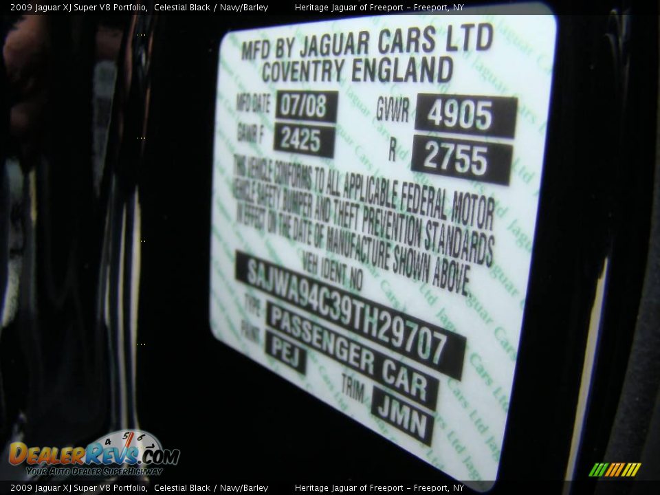 2009 Jaguar XJ Super V8 Portfolio Celestial Black / Navy/Barley Photo #33