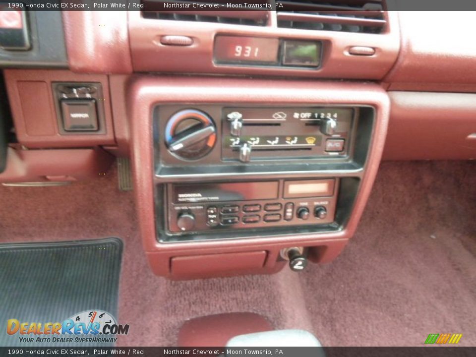 Controls of 1990 Honda Civic EX Sedan Photo #13