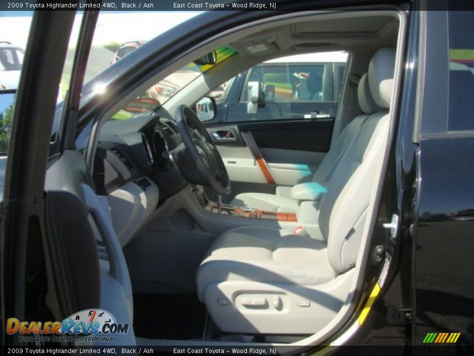 2009 Toyota Highlander Limited 4WD Black / Ash Photo #7
