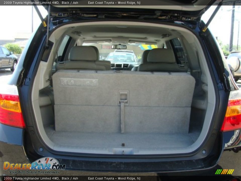 2009 Toyota Highlander Limited 4WD Black / Ash Photo #13