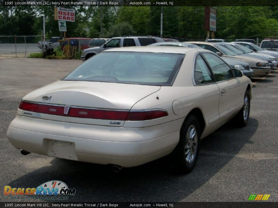 1995 Lincoln Mark VIII LSC Ivory Pearl Metallic Tricoat / Dark Beige Photo #5