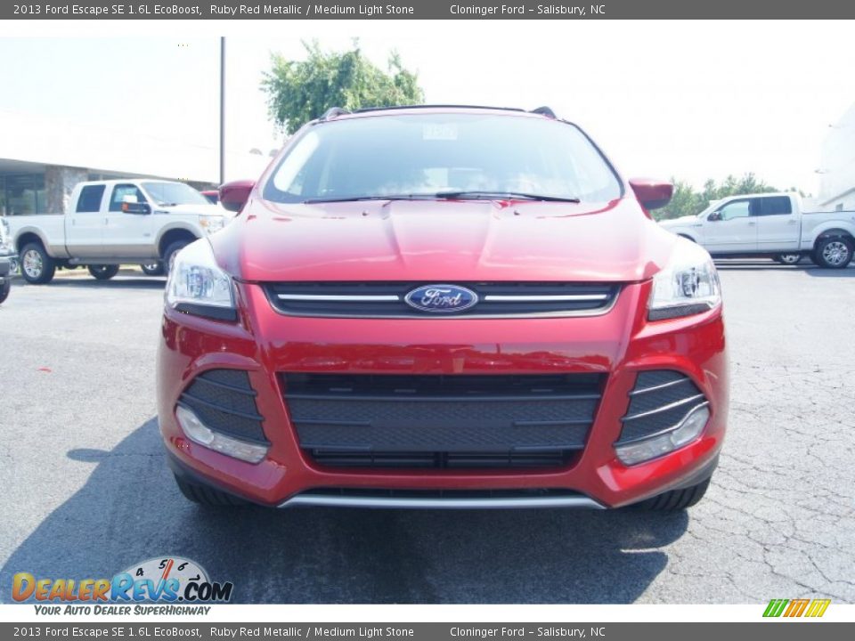 2013 Ford Escape SE 1.6L EcoBoost Ruby Red Metallic / Medium Light Stone Photo #7