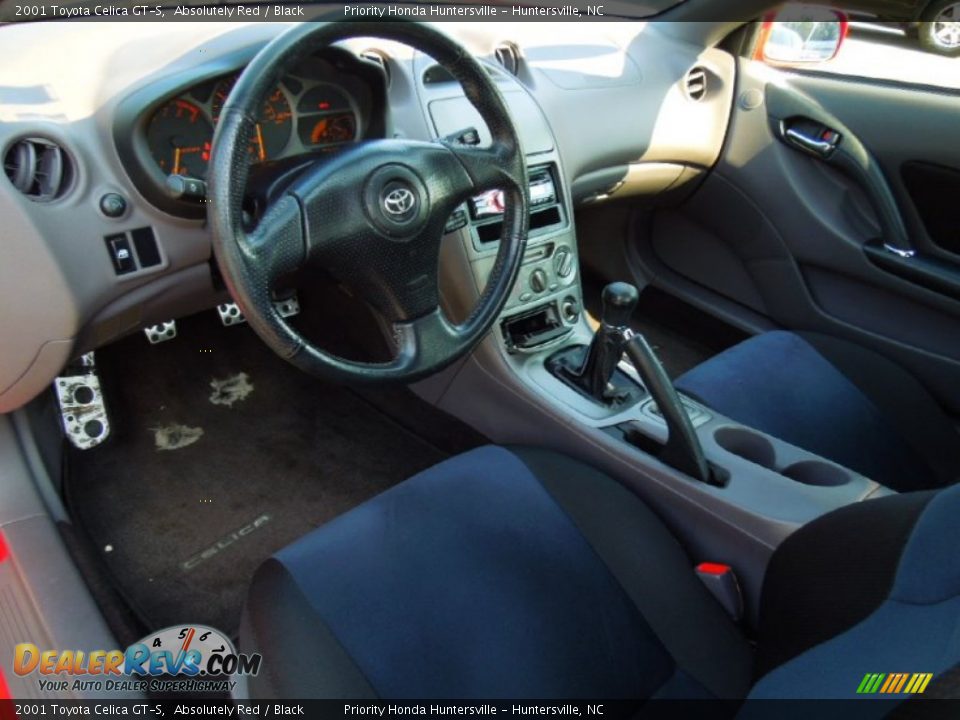Black Interior - 2001 Toyota Celica GT-S Photo #25